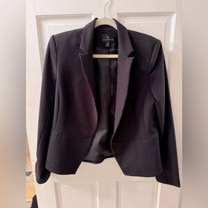Worthington black tailored blazer 12, like new